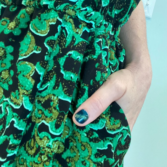 H&M Conscious Wide-Leg Vibrant Green Printed Jumpsuit - sz 6 - Picture 6 of 8